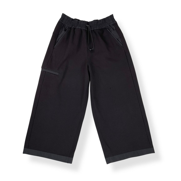 Athleta Pants - Athleta Pants Women Small Black Wide Leg Crop Jogger Triumph Hybrid Athleisure